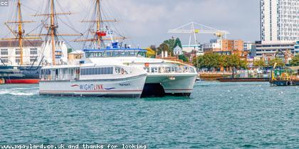 Ferry Long Island launches